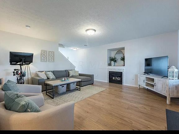 4th image of 7777 Lupine Dr