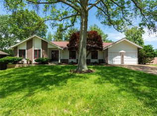 12923 Somerton Ridge Dr, Saint Louis, MO 63141