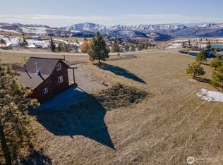 705 Upper Trails Rd, Manson, WA 98831
