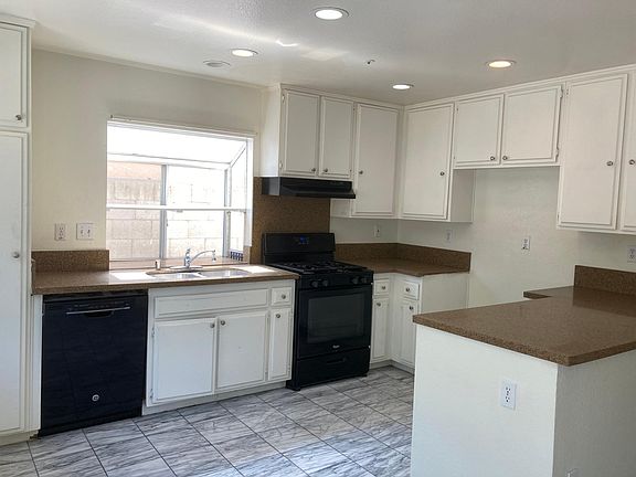 4th image of 11689 Malagon Dr