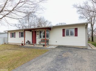 435 Fenton Ave, Romeoville, IL 60446