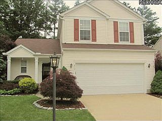 1st image of 472 Canterbury Ln