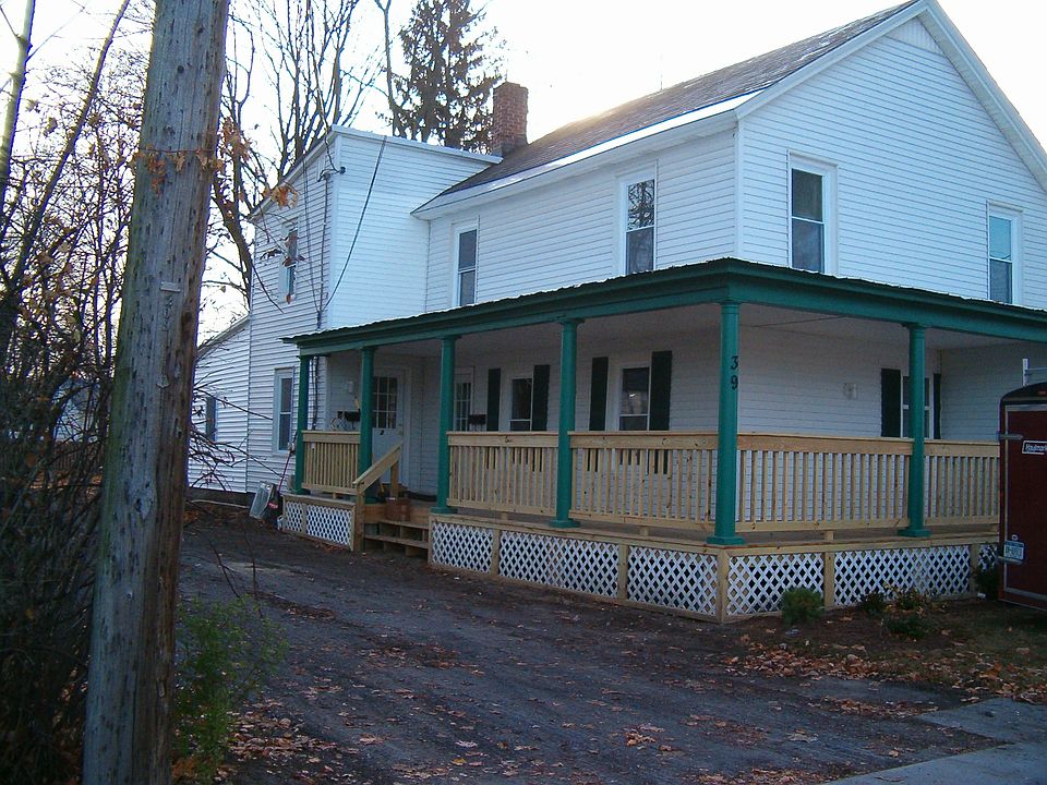 2nd image of 39 Saratoga Ave #2
