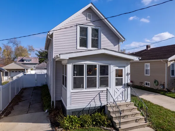 424 3rd Ave, Ottawa, IL 61350