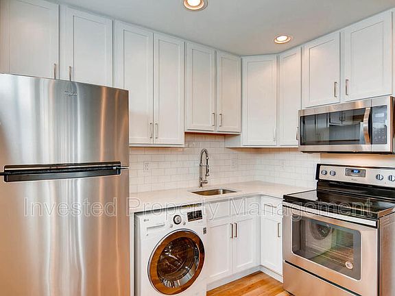 3rd image of 3344 N Williams St #200