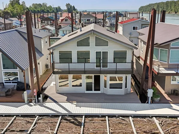 19609 NE Marine Dr Slip A-8, Portland, OR 97230