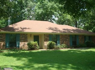 1118 River Bend Rd, Vicksburg, MS 39183