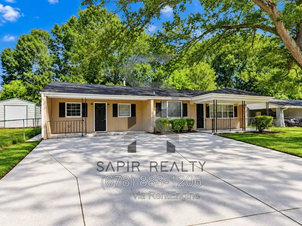 501 Ridgecrest Dr, Riverdale, GA 30274
