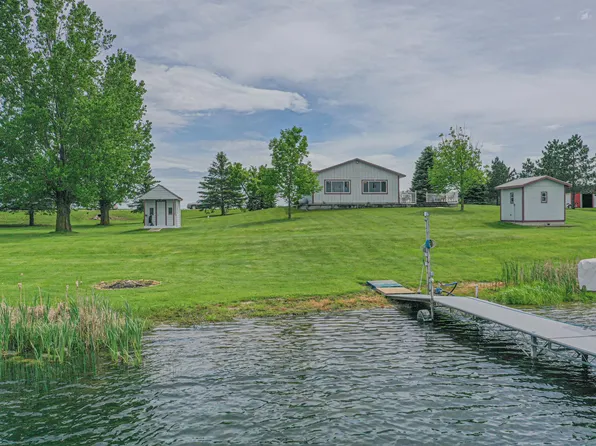 55043 Parkers Trl, Parkers Prairie, MN 56361