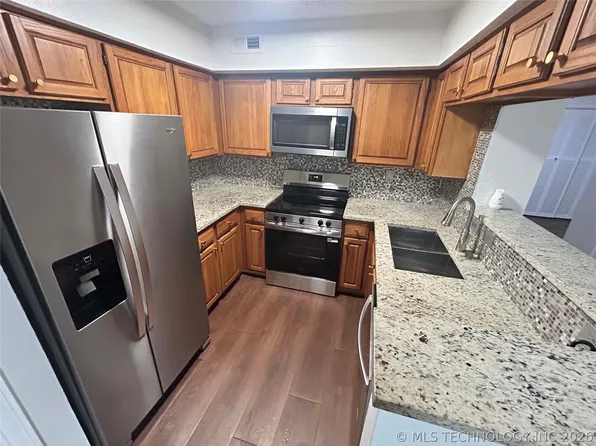 6737 S Peoria Ave APT C106, Tulsa, OK 74136