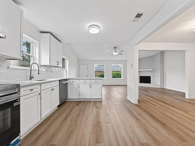 24014 Nomini Hall Ln — Photo 13