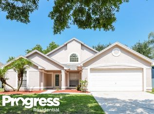 828 Longleaf Pine Ct, Orlando, FL 32825