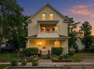 24 Morrell St, Springfield, MA 01104