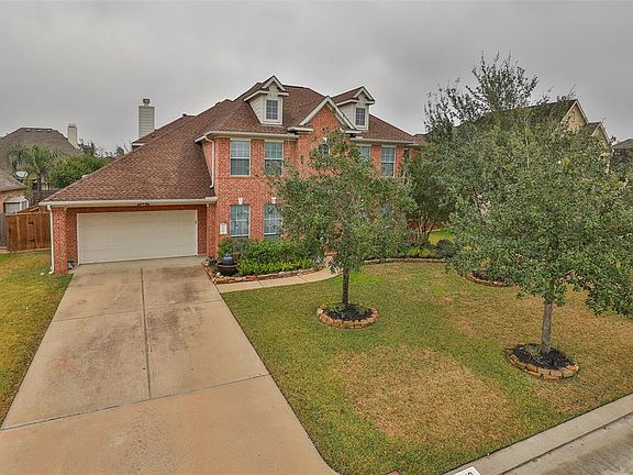 This home is well kept and beautifully updated.