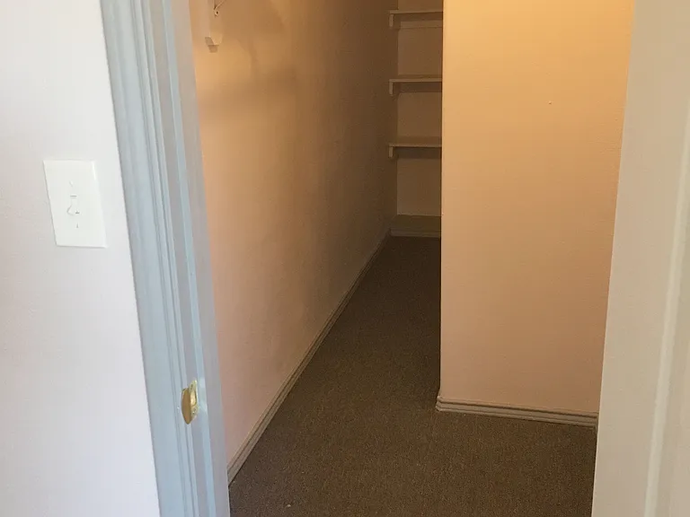 2809 Melanie Dr — Photo 10