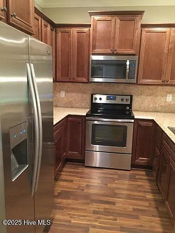 1632 Cambria Dr #B — Photo 9
