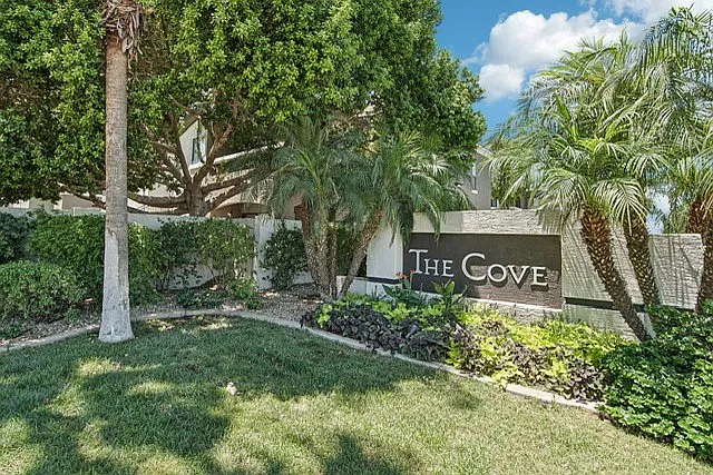 The Cove Apartments