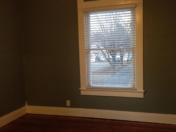 3rd image of 817 Marshall Ave #B
