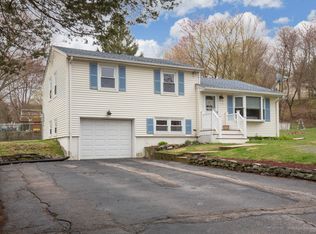 10 Aljen Ave, Ledyard, CT 06339