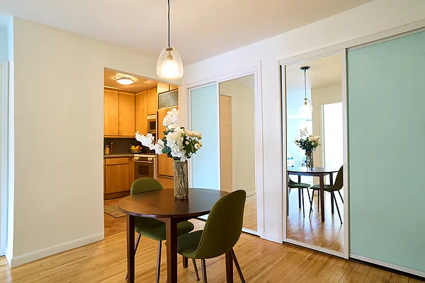 Sold by Compass | media 7