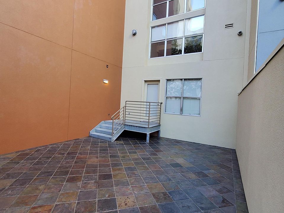 IDEAL 444+/-SF OF PRIVATE SPACE FOR AL FRESCO DINING OR OUTDOOR PLAY AREA