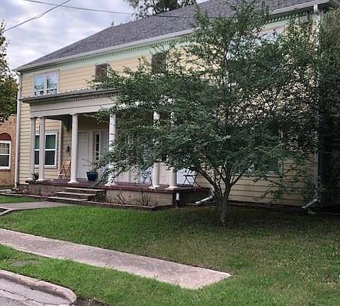 2nd image of 2905 Henry St