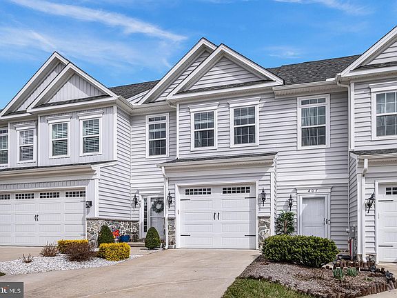 3rd image of 409 Sitka Spruce Ln #183