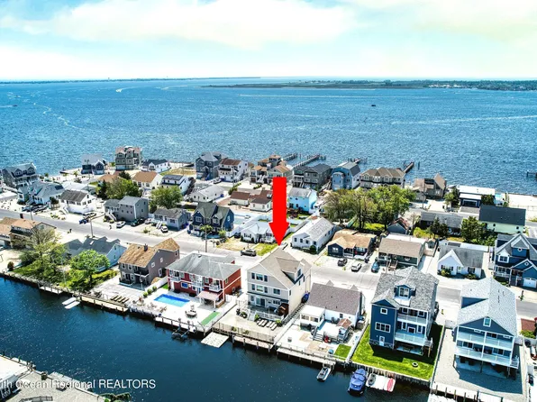 18 Point Road, Toms River, NJ 08753