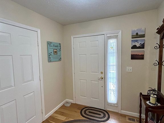 3rd image of 3705 W Eagle Point Dr