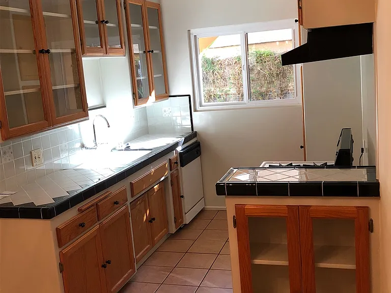 4346 Mammoth Ave #2 — Photo 6