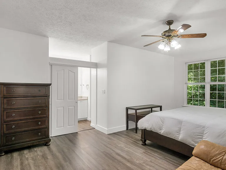 717 Lantern Pl — Photo 25