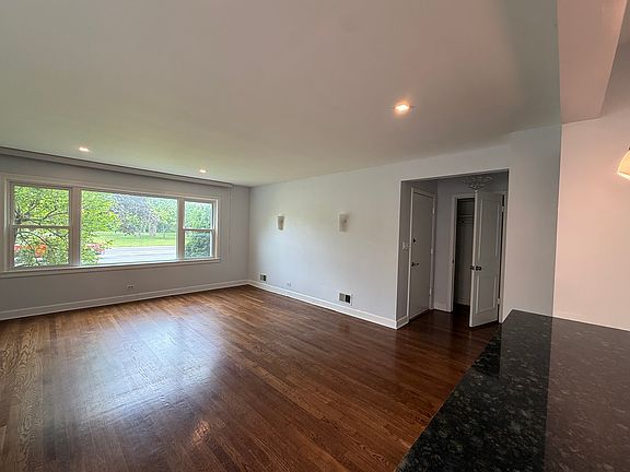 5th image of 8426 N McCormick Blvd