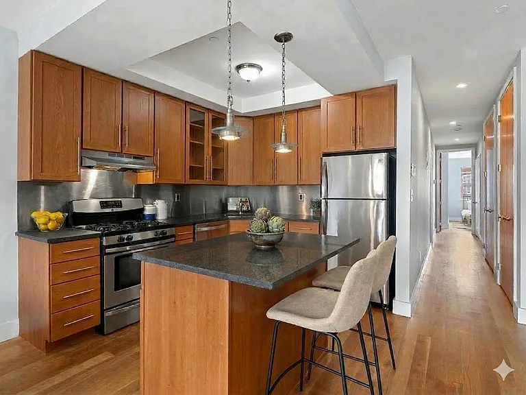 195 Spencer St #5B — Photo 6