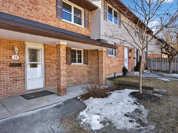 996 Sydenham Rd #28, Peterborough, ON K9J 7V7