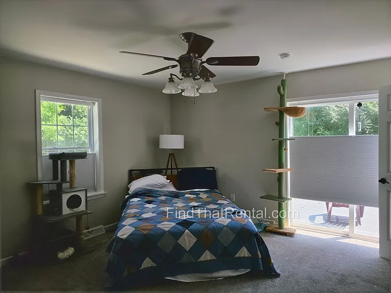 158 B St — Photo 7