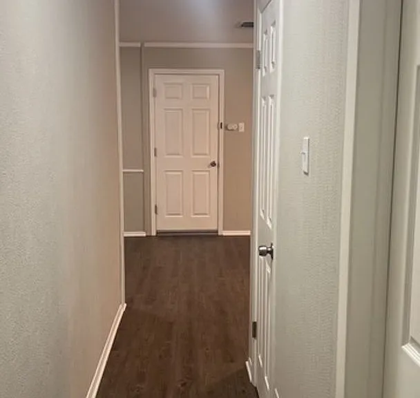 201 Straw Rd — Photo 26
