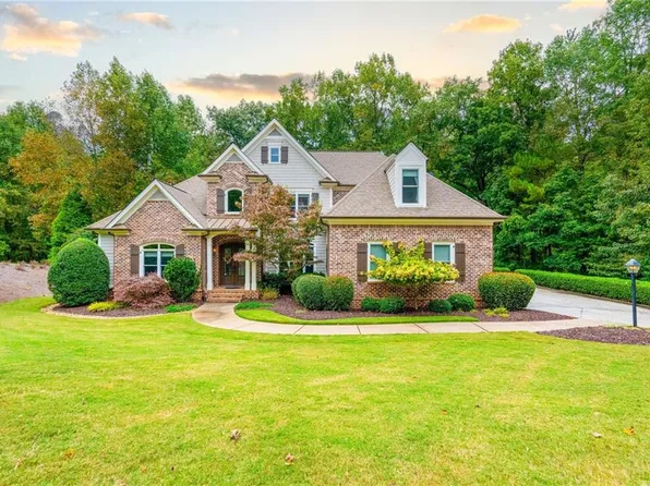 145 White Columns Dr, Milton, GA 30004