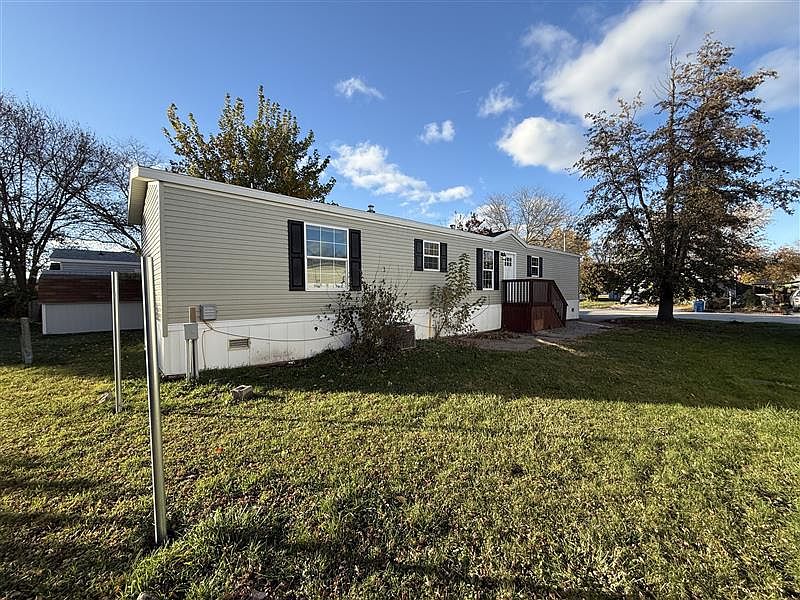 1st image of 56 214th Meadow Dr