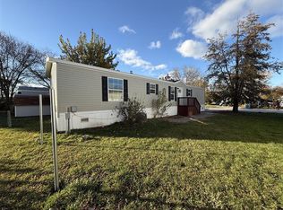 56 214th Meadow Dr, Pt Byron, IL 61275