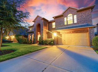 3915 Banks Landing Ct, Fulshear, TX 77441