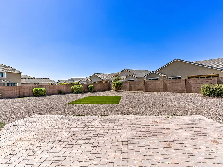 21044 E Cherrywood Dr — Photo 3