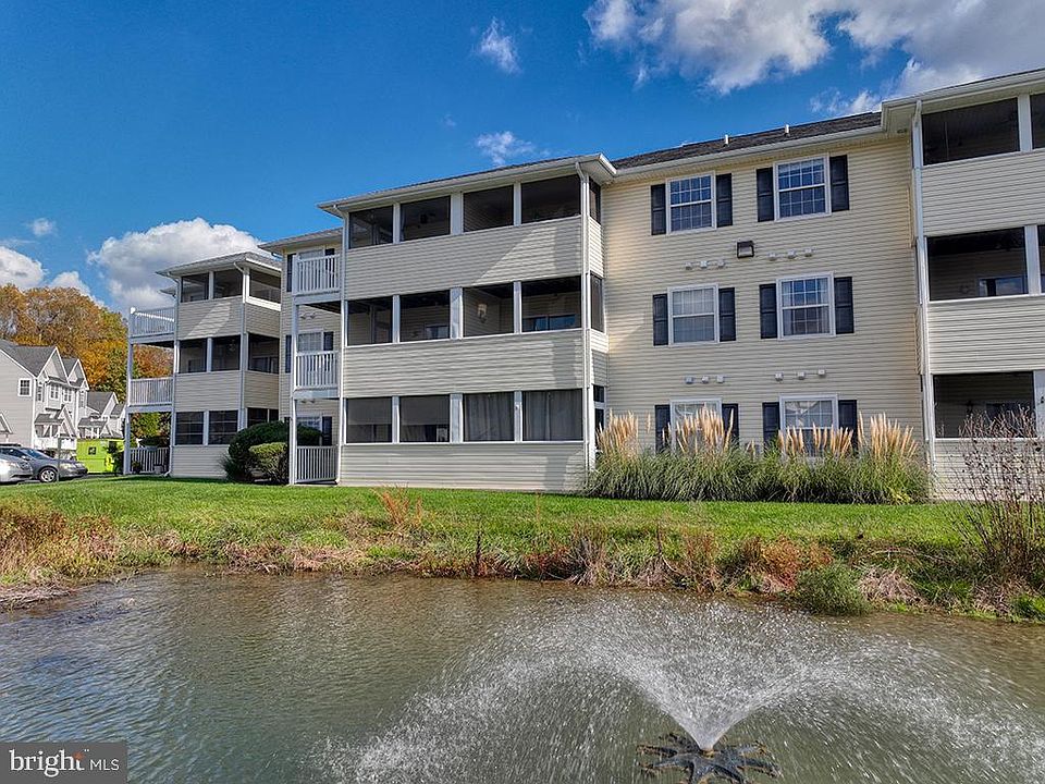 1st image of 17293 King Phillip Way Unit 10