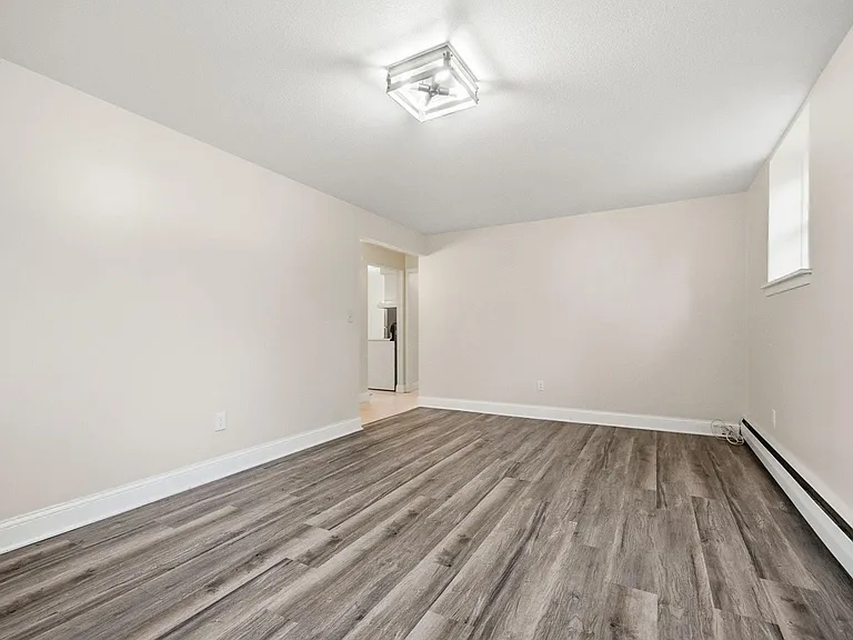 1439 McAfee St #1 — Photo 2