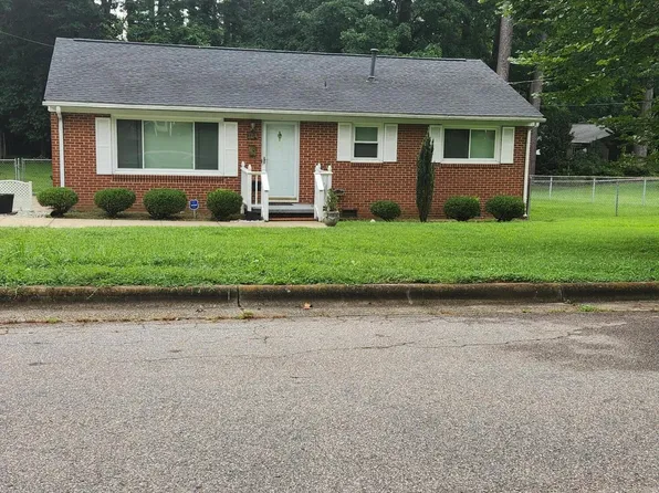 704 Donnelly Rd, Raleigh, NC 27610
