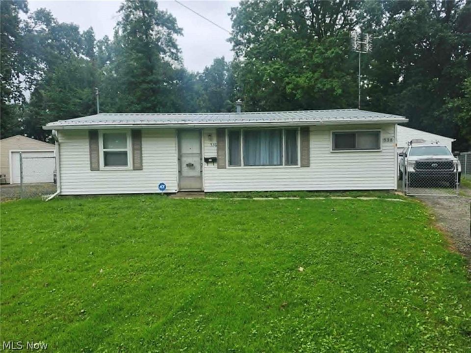 1st image of 536 Oak Cir SW