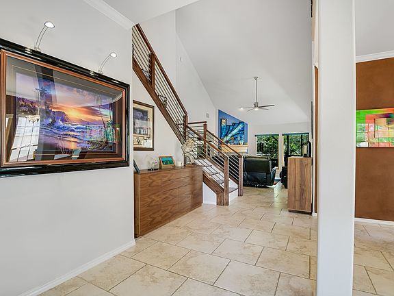 4th image of 4 Greta Dr