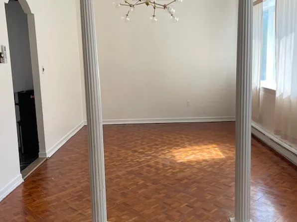 3557 Bedford Avenue image 13 of 18