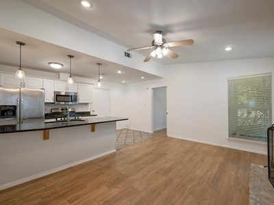 3207 Eanes Cir #A, Austin, TX, 78746