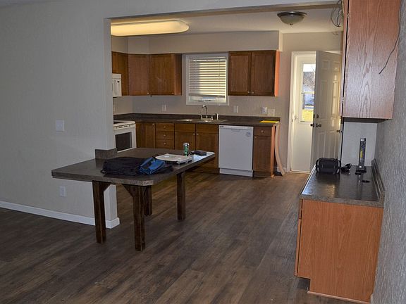 2nd image of 322 6th Ave SE APT 1