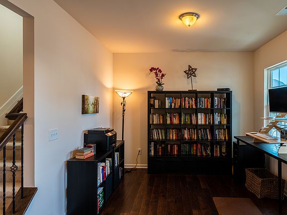 2nd image of 2657 Wellshire Ct
